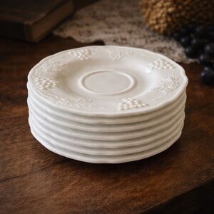 Vintage Milk Glass Harvest Grape Dessert Plates Set of 8 Indiana Glass 6”